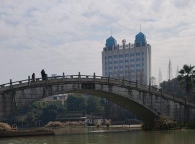 小红书如何发帖引流（小红书发帖引流技巧和方法是什么）